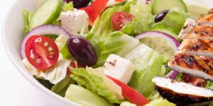grilled chicken greek salad